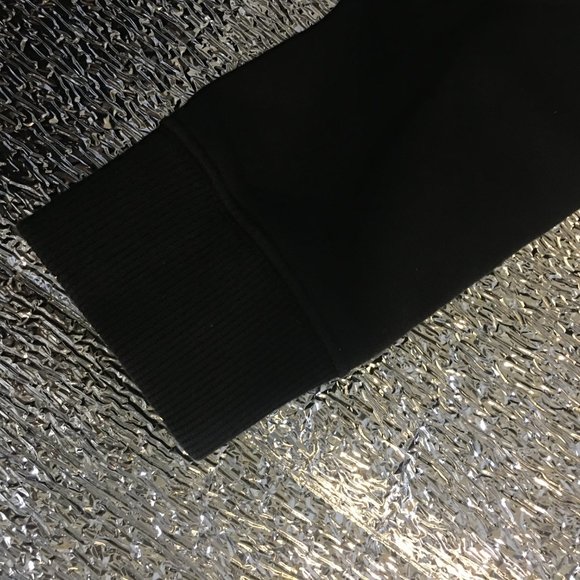 Under Armour Black Hoodie - Picture 8 of 12